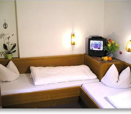 Pensión Gastehaus Kissner 3*